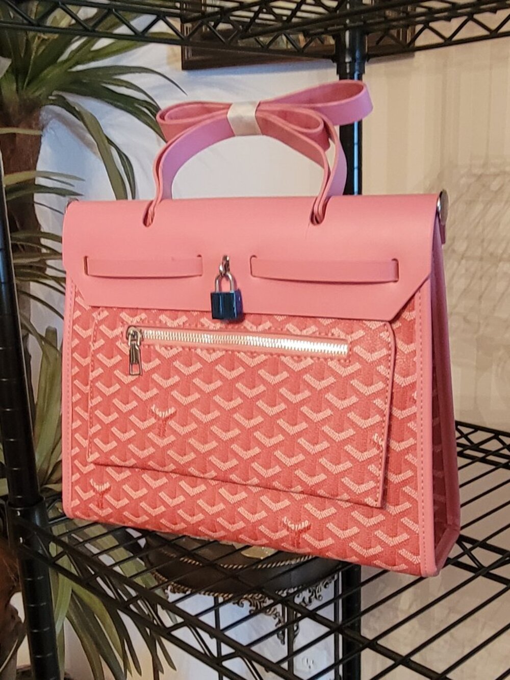 **Gorgeous summer ready pink beauty! No brand.  New, never used.